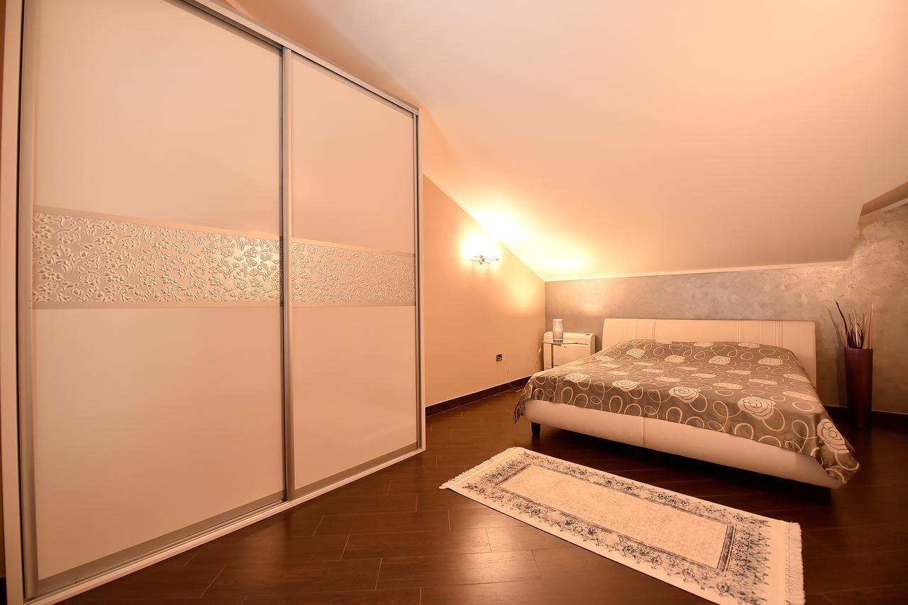 Maniva Penthouse By The Sea Apartment Kotor Ngoại thất bức ảnh