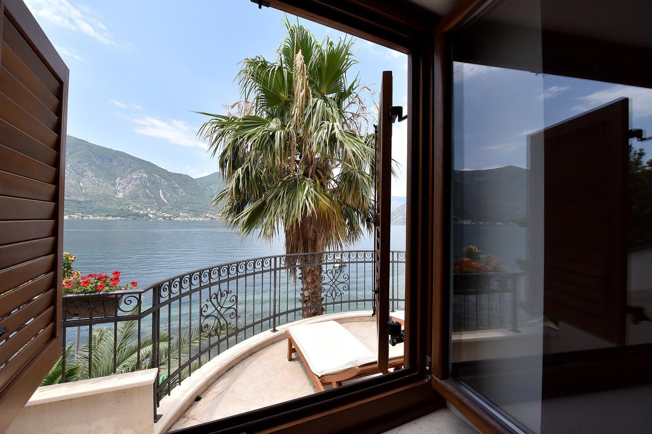 Maniva Penthouse By The Sea Apartment Kotor Ngoại thất bức ảnh